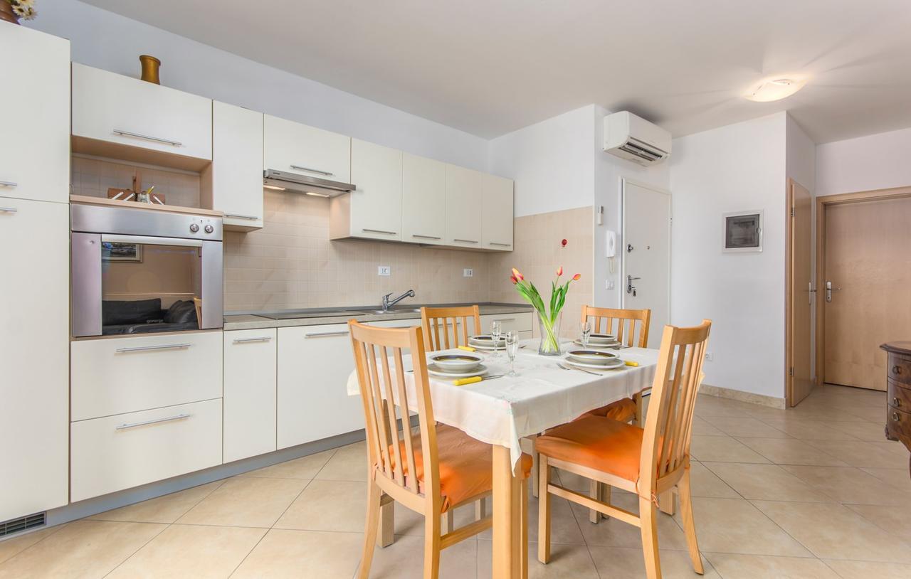 Apartment Riva Poreč Eksteriør bilde